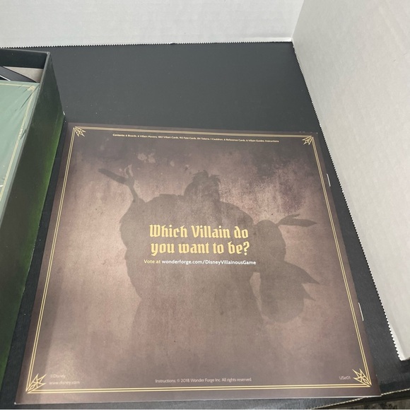 Disney Villainous Board Game - Picture 6 of 8